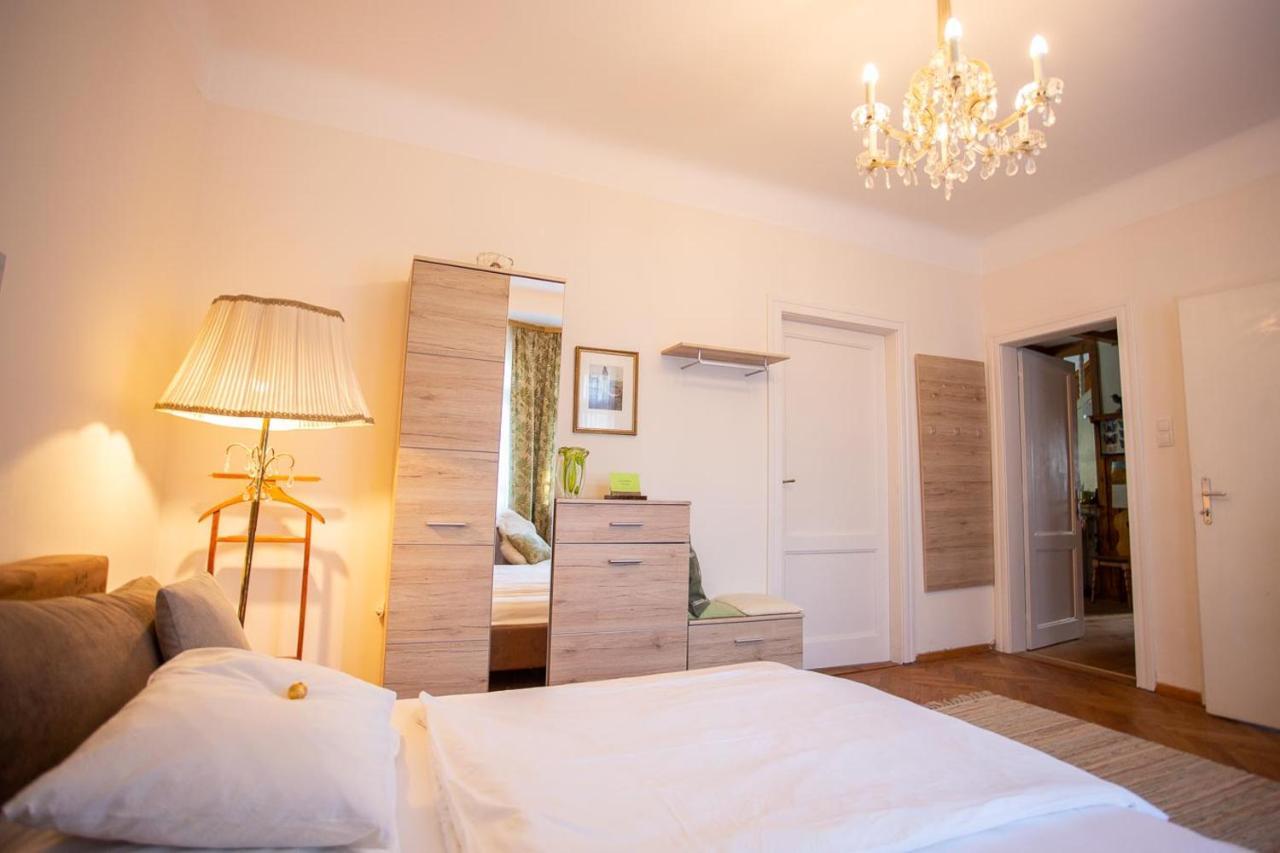 Huebsches Privatzimmer Mit Bad Perchtoldsdorf Zewnętrze zdjęcie